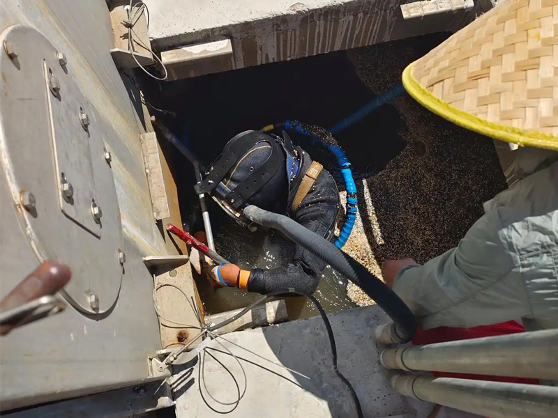 洪武路有限空间